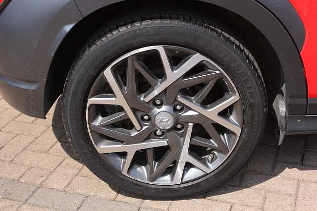 Hyundai KONA 1.6 GDi Hybrid Ultimate 5dr DCT Red