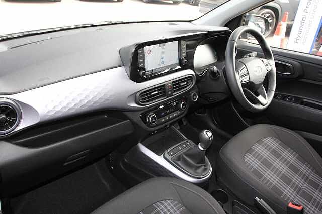 Hyundai i10 1.2 [79] Premium 5dr [Nav]