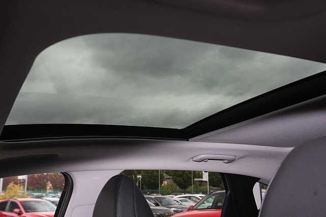 Hyundai TUCSON 1.6T Hybrid Ultimate 5dr Auto Silver