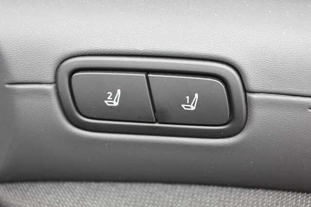 Hyundai TUCSON 1.6T Hybrid Ultimate 5dr Auto Silver