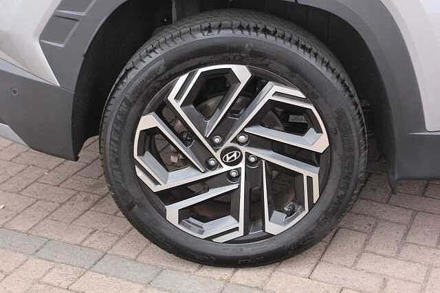 Hyundai TUCSON 1.6T Hybrid Ultimate 5dr Auto Silver