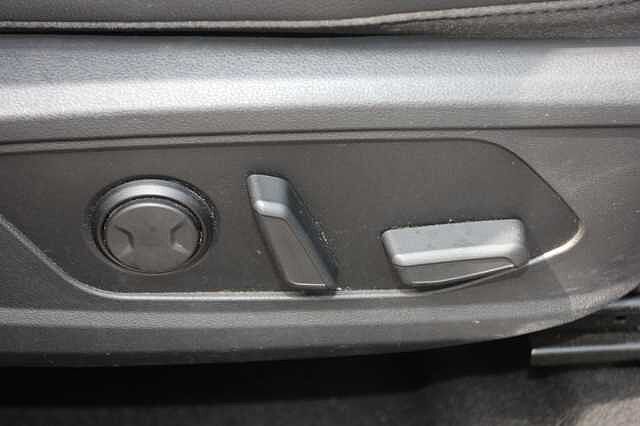 Hyundai Tucson 1.6 TGDi Hybrid 230 Ultimate 5dr 2WD Auto