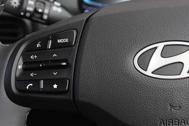 Hyundai i10 1.0 [63] Advance 5dr Auto [Nav]