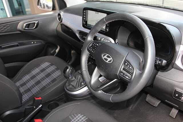 Hyundai i10 1.2 [79] Premium 5dr Auto [Nav]