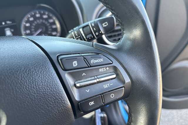 Hyundai KONA 1.0T GDi Play Edition 5dr Surfy blue