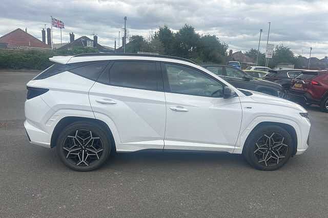 Hyundai TUCSON 1.6 TGDi Hybrid 230 N Line S 5dr 2WD Auto White