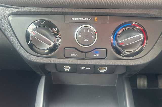 Hyundai I10 1.0 [63] Advance 5dr [Nav] Mangrove Green