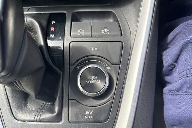 Toyota Rav4 2.5 VVT-i Hybrid Design 5dr CVT