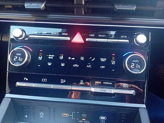 Hyundai SANTA FE 1.6 TGDi Plug-in Hybrid Calligraphy 5dr 4WD Auto