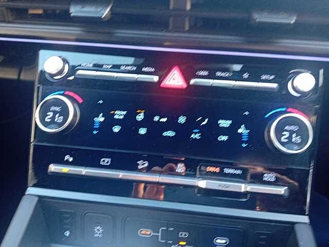 Hyundai SANTA FE 1.6 TGDi Plug-in Hybrid Calligraphy 5dr 4WD Auto