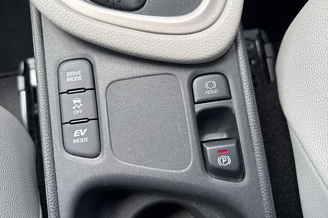 Toyota Yaris 1.5 Hybrid Excel 5dr CVT