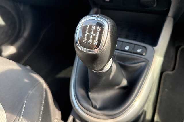 Hyundai i10 1.2 MPi Premium 5dr