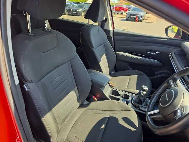 Hyundai TUCSON 1.6T Advance 5dr