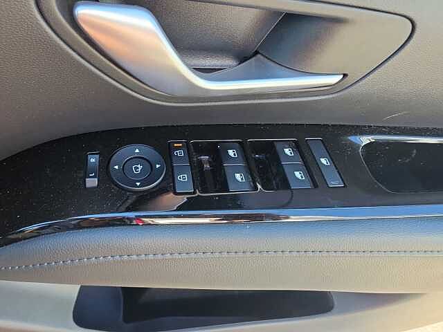 Hyundai TUCSON 1.6T Advance 5dr