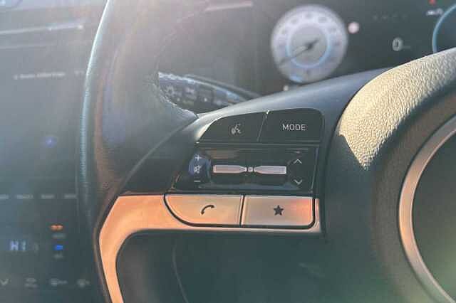 Hyundai TUCSON 1.6 TGDi Premium 5dr 2WD White