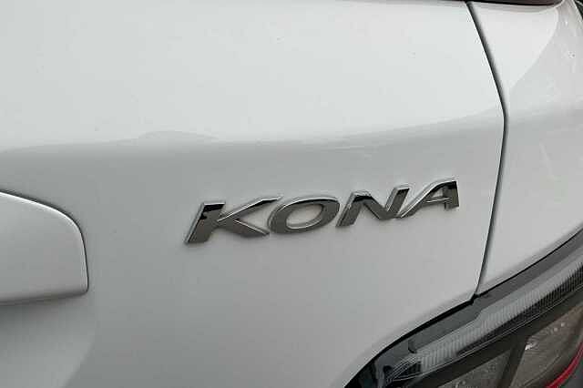 Hyundai KONA 1.0 TGDi 48V MHEV SE Connect 5dr Atlas White