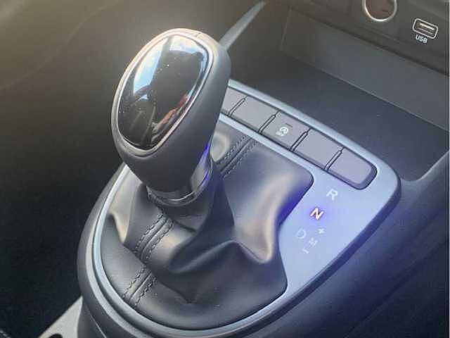 Hyundai i10 Advance [Nav] 1.0 MPi (63ps)
