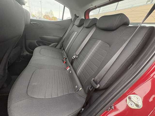 Hyundai i10 Advance [Nav] 1.0 MPi (63ps)