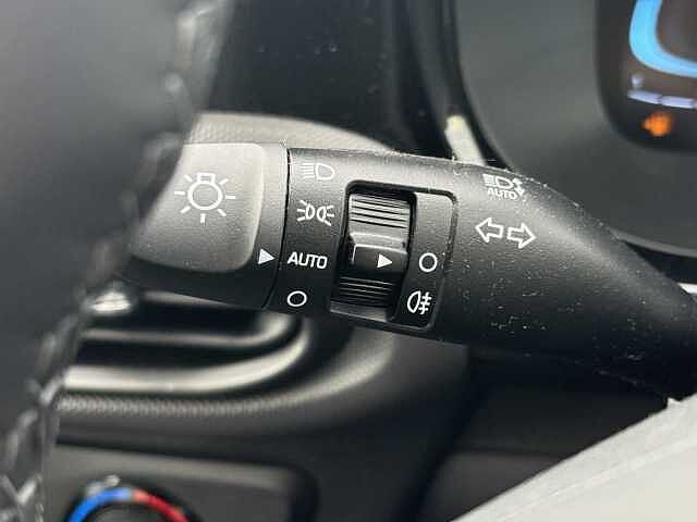 Hyundai i10 Advance [Nav] 1.0 MPi (63ps)