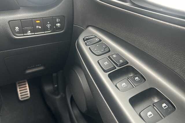 Hyundai KONA 150kW Premium 64kWh 5dr Auto Black