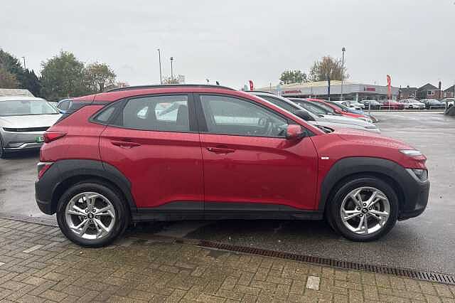 Hyundai KONA 1.0 TGDi 48V MHEV SE Connect 5dr Red