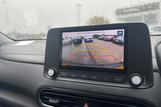 Hyundai KONA 1.0 TGDi 48V MHEV SE Connect 5dr Red