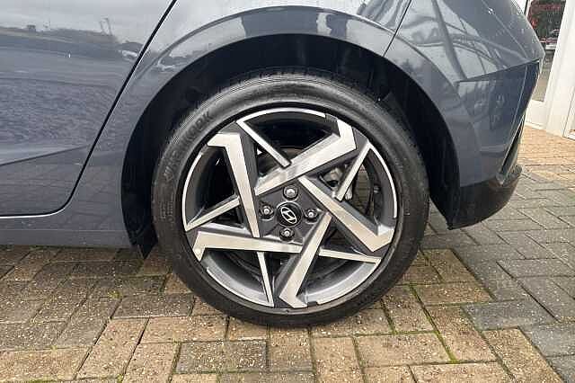 Hyundai i20 1.0T GDi Premium 5dr DCT
