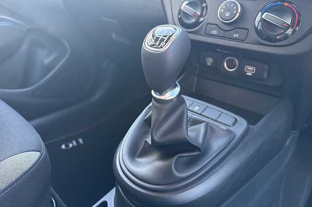 Hyundai i10 1.0 [63] Advance 5dr [Nav]