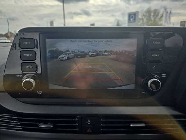 Hyundai BAYON 1.0 TGDi 48V MHEV SE Connect 5dr DCT White Frost