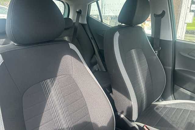 Hyundai i10 1.0 [63] Advance 5dr [Nav]