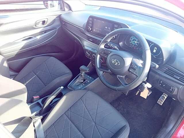 Hyundai BAYON 1.0 TGDi 48V MHEV SE Connect 5dr DCT Red