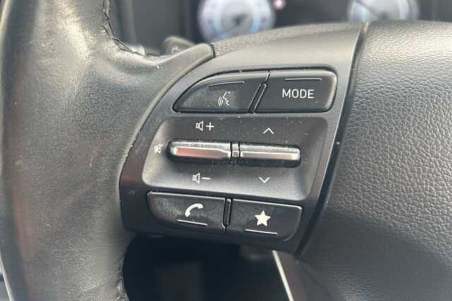 Hyundai KONA 150kW Premium 64kWh 5dr Auto Red