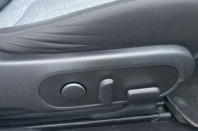 Hyundai IONIQ 5 160kW Premium 73 kWh 5dr Auto Gold