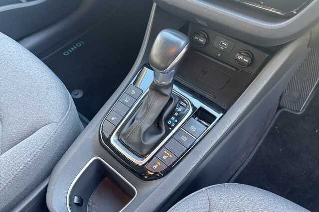 Hyundai IONIQ 1.6 GDi Hybrid Premium 5dr DCT