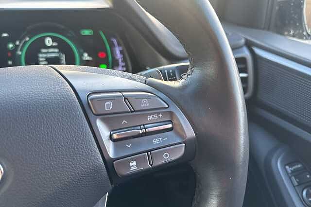 Hyundai IONIQ 1.6 GDi Hybrid Premium 5dr DCT
