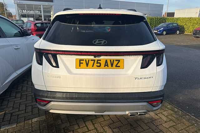 Hyundai TUCSON 1.6T 150 Advance 5dr White