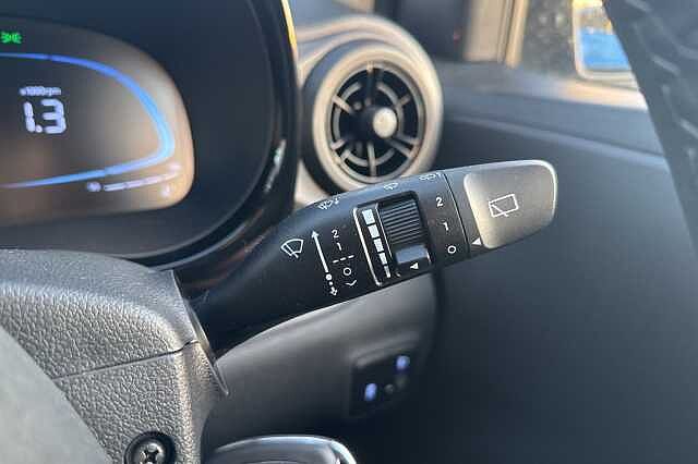 Hyundai i10 1.0 [63] Advance 5dr Auto [Nav]