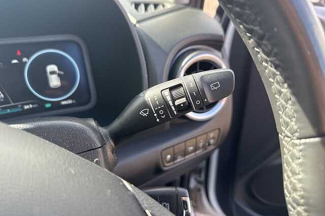 Hyundai KONA 1.0 TGDi 48V MHEV SE Connect 5dr White