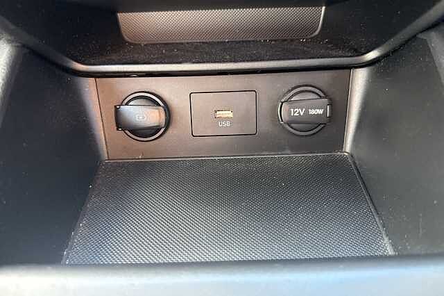 Hyundai KONA 1.0 TGDi 48V MHEV SE Connect 5dr White