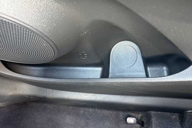 Hyundai KONA 1.0 TGDi 48V MHEV SE Connect 5dr White