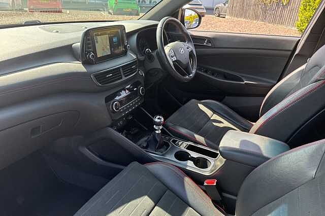 Hyundai TUCSON 1.6 CRDi 48V MHD 136 N Line 5dr 2WD