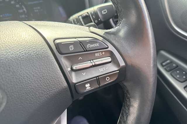 Hyundai KONA 150kW Premium SE 64kWh 5dr Auto