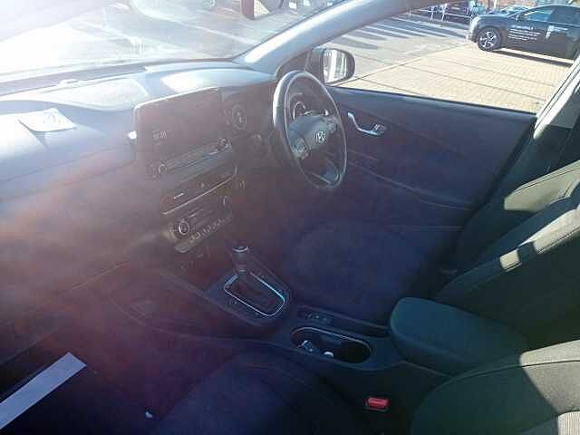 Hyundai KONA 1.6 GDi Hybrid Premium 5dr DCT