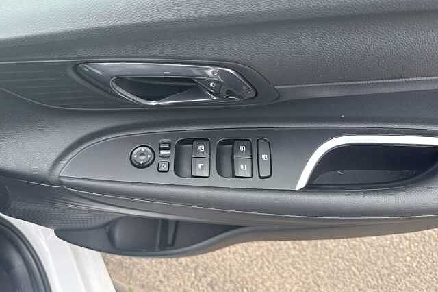 Hyundai i20 1.0T GDi Premium 5dr DCT