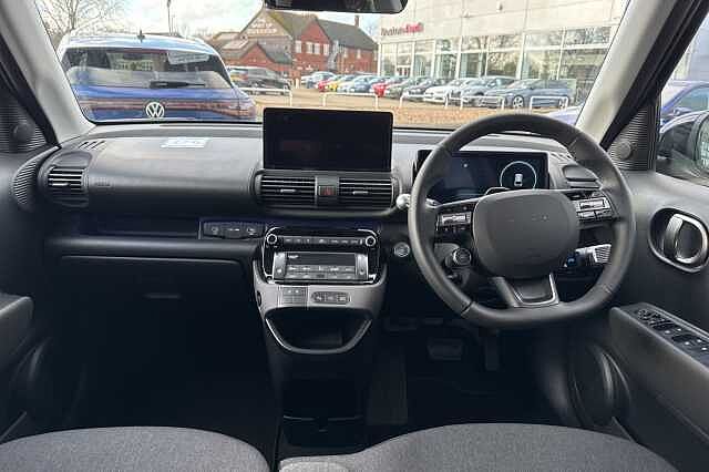 Hyundai INSTER 85kW 02 49kWh 5dr Auto Black