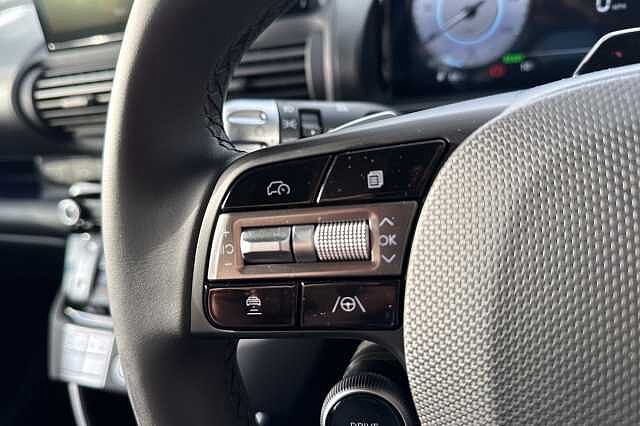 Hyundai INSTER 85kW 02 49kWh 5dr Auto Black