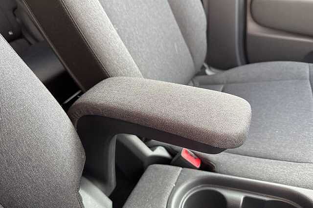 Hyundai INSTER 85kW 02 49kWh 5dr Auto Black