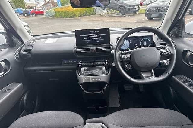 Hyundai INSTER 85kW 02 49kWh 5dr Auto White Frost