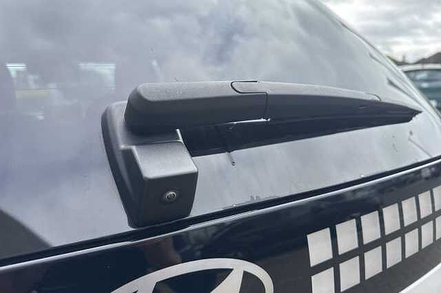 Hyundai INSTER 85kW 02 49kWh 5dr Auto White Frost