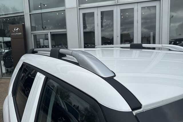 Hyundai INSTER 85kW 02 49kWh 5dr Auto White Frost